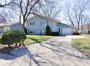 2025 Beck St, Manhattan, KS 66502