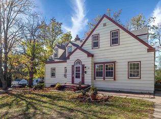 1001 Walnut St, Yankton, SD 57078