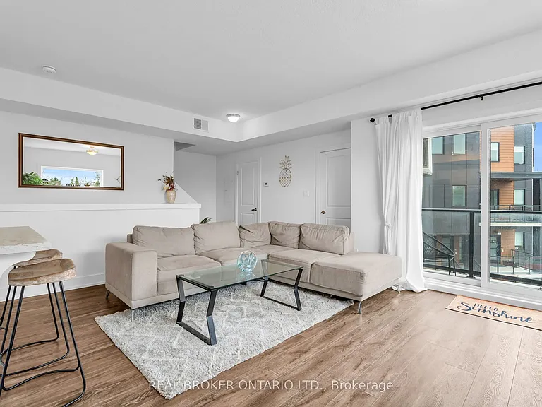 17 Centre St #311 — Photo 19