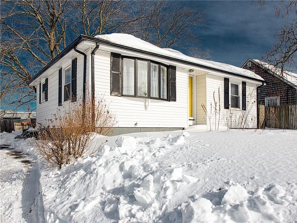 1st image of 88 Pawtucket Ave