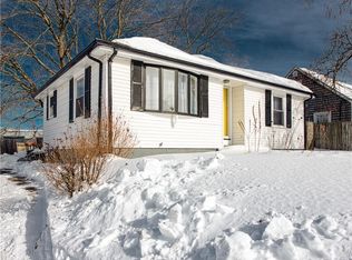 88 Pawtucket Ave, Rumford, RI 02916