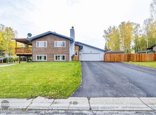 17707 Kiloana Cir, Eagle River, AK 99577