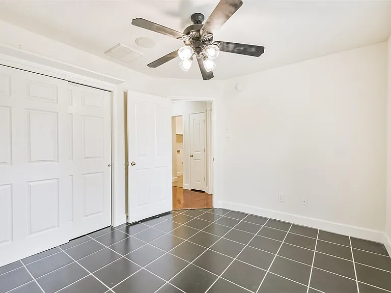 7 Heron Hollow Ct — Photo 27