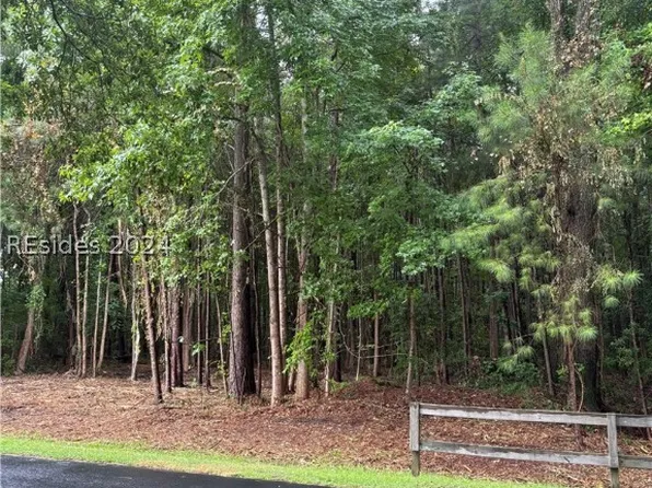51 Graham Hall S, Ridgeland, SC 29936