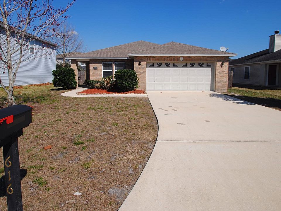 1st image of 616 Picasso Ave
