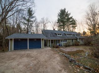 79 Newmarket Rd, Durham, NH 03824