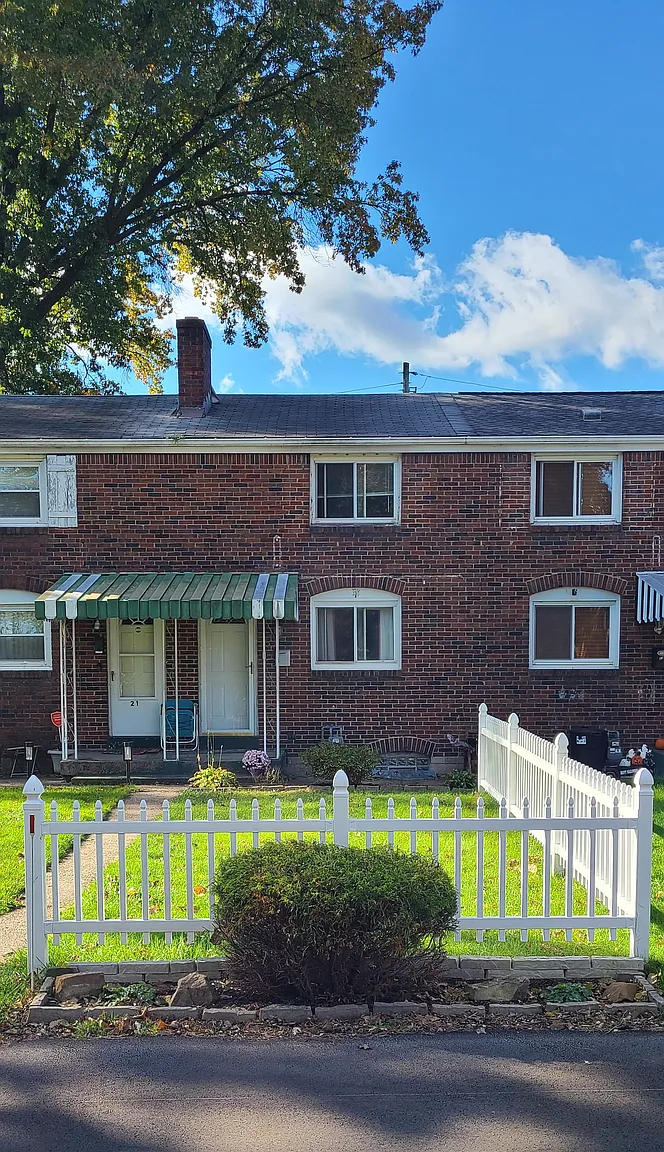 22 Greenough Ave photo 1