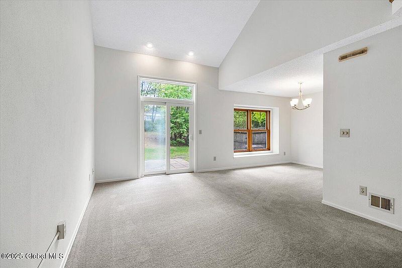 2nd image of 10 Tiffany Drive