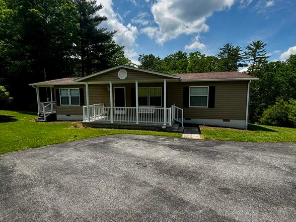 186 Honeysuckle Ln, Lewisburg, WV 24901