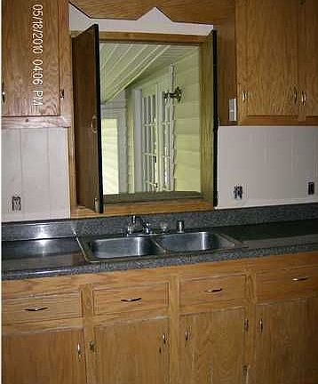 4th image of 621 Old Mill St