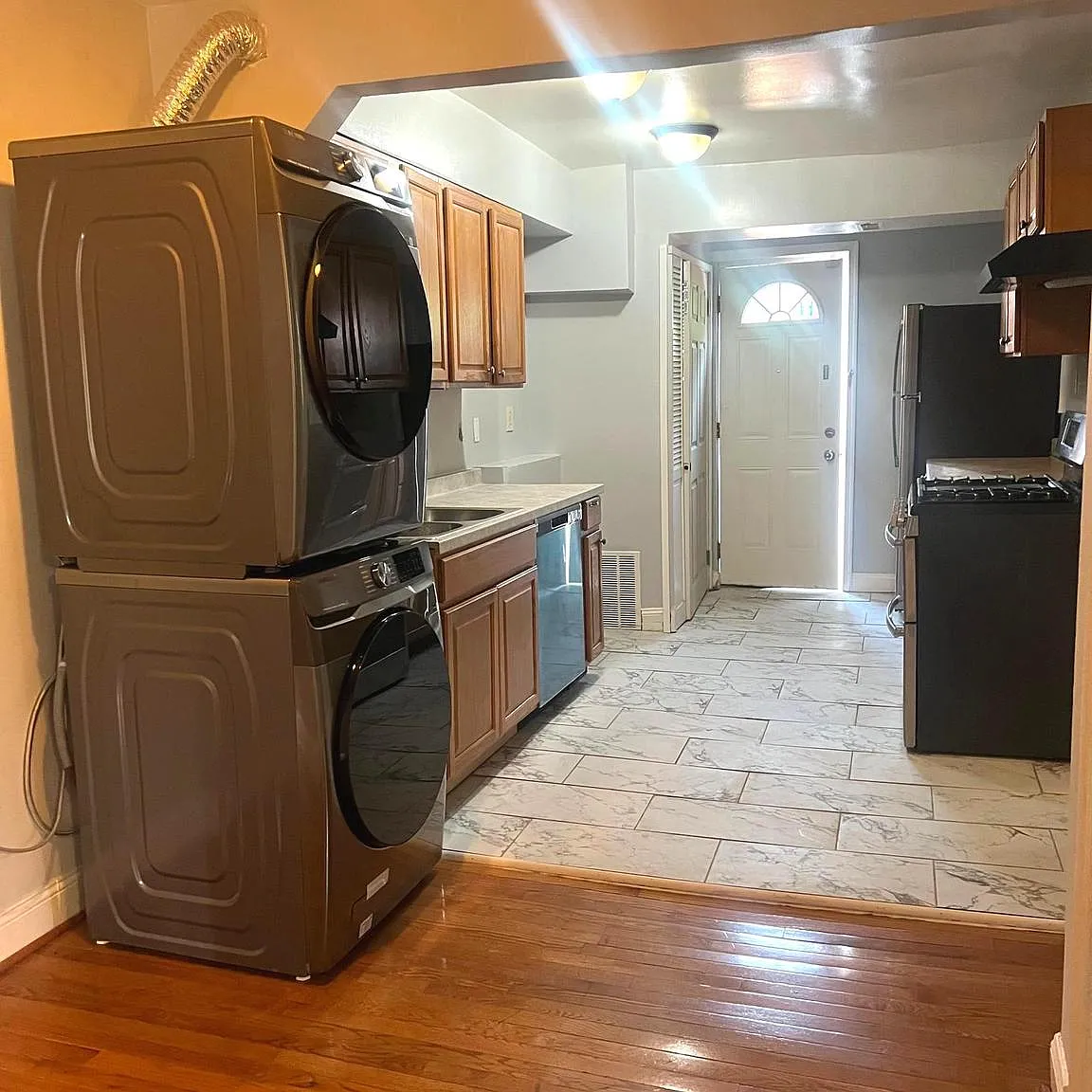 2 bed, 1736 sqft, $2,000 — Photo 4