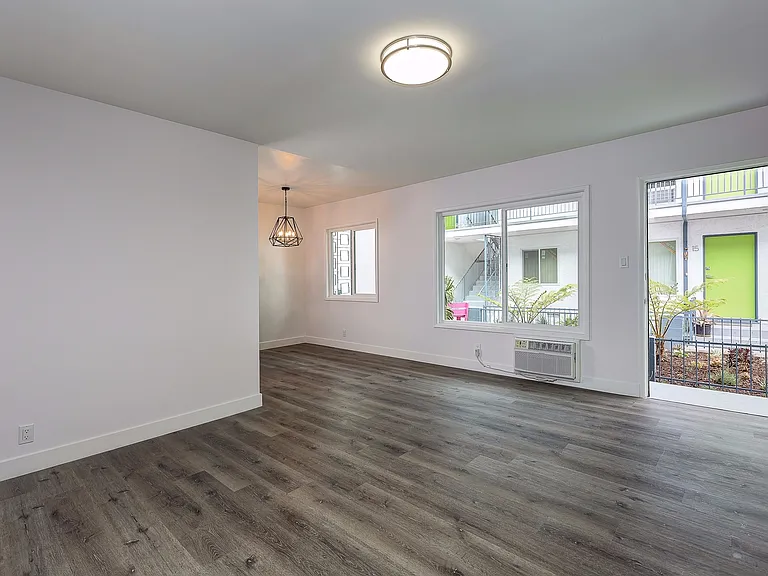 Pine Crest Apartments — Photo 13
