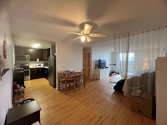 5th image of 2 Bay Club Dr APT 11F