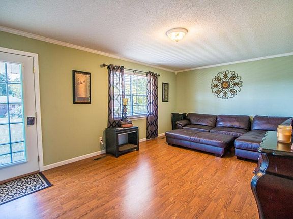 2nd image of 4128 Boynton Dr