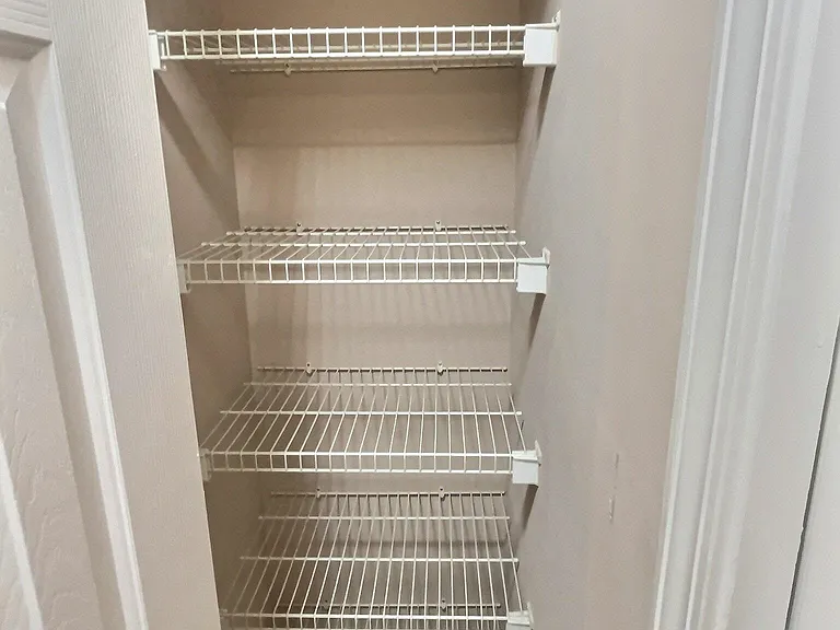 6500 Colonial Dr — Photo 9