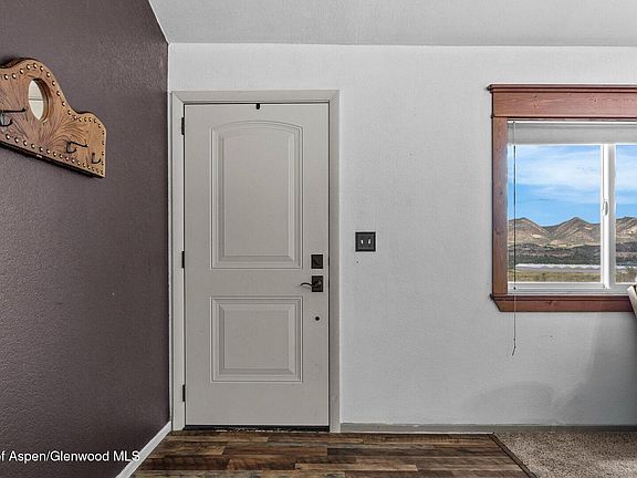 5th image of 160 Mineota Dr
