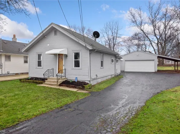 526 Howard Ave, Akron, OH 44312