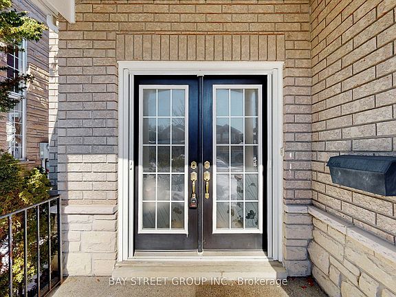 2nd image of 103 Colesbrook Rd