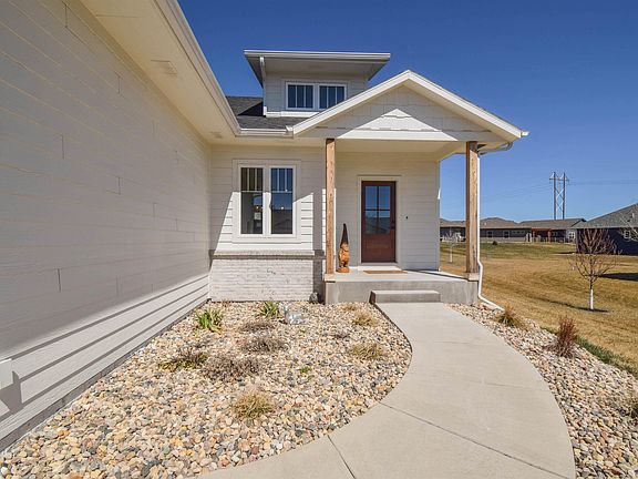 2nd image of 5104 E Cattail Dr