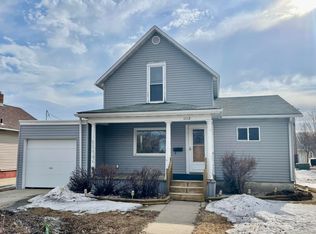 1113 S State St, Aberdeen, SD 57401