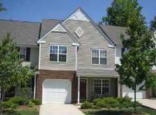 8760 Robinson Forest Dr, Charlotte, NC 28277