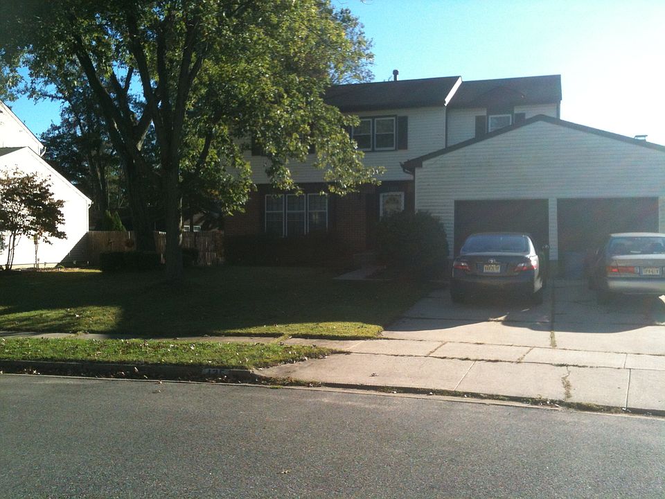 2nd image of 125 Westminster Dr