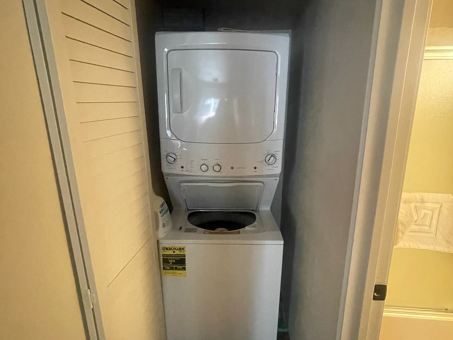 2 bed, 1200 sqft, $3,800 — Photo 3