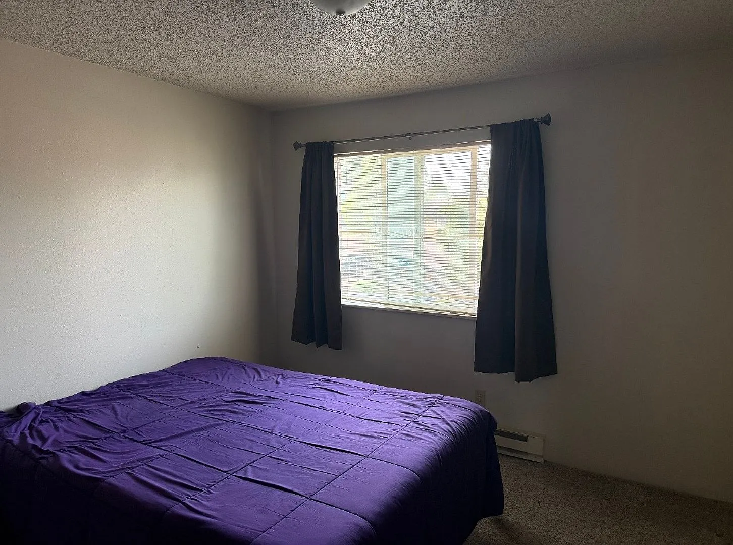 129 Hawthorn Avenue (HC) — Photo 2