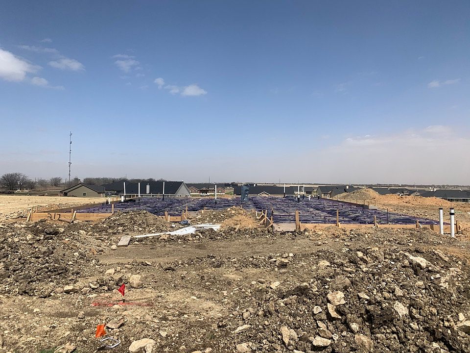 2nd image of 217 Pioneer Rd