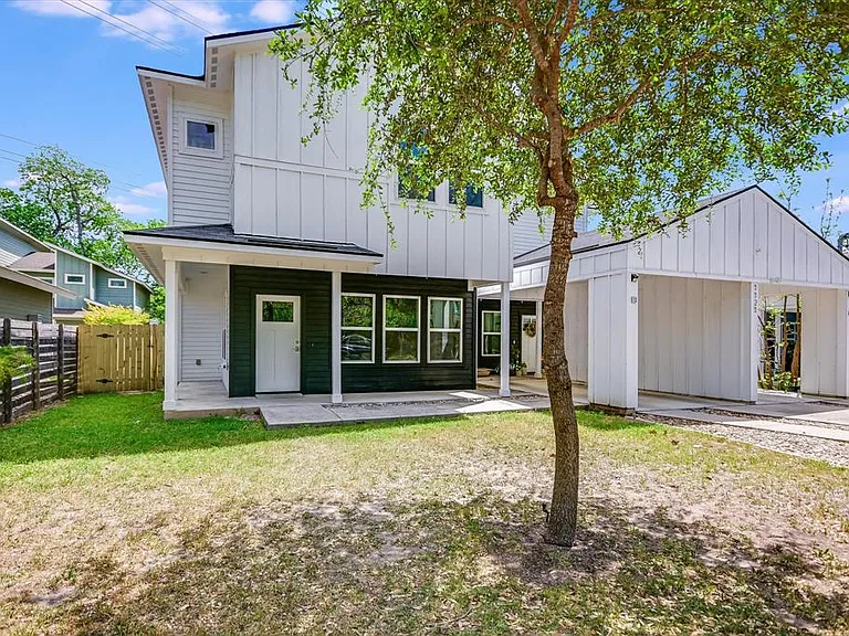 1121 Walton Ln #B — Photo 1