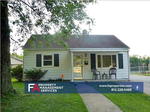 2023 Herbert Ave photo 1