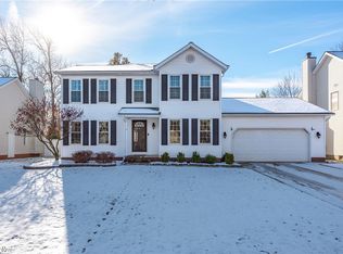 38260 Westminster Ln, Willoughby, OH 44094