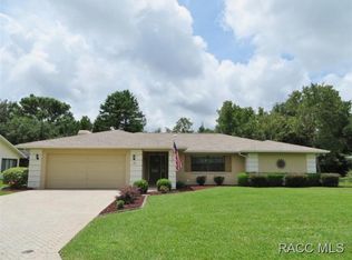 27 Hollyhock Ct, Homosassa, FL 34446