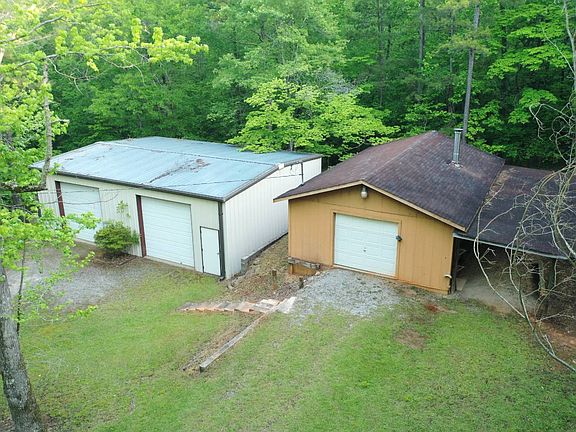 3rd image of 600 County Road 301