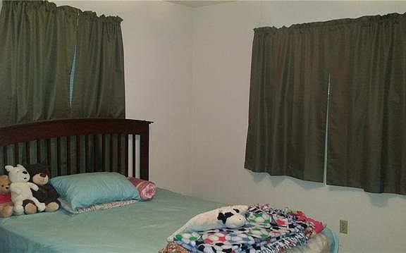 5th image of 1805 Acosta St