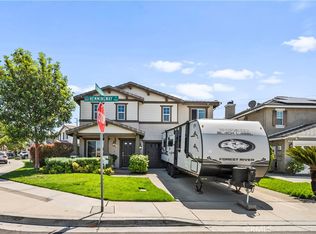 7925 Hemingway Ct, Fontana, CA 92336
