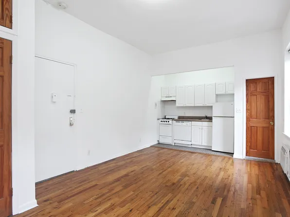 330 West 85th Street image 1 of 7