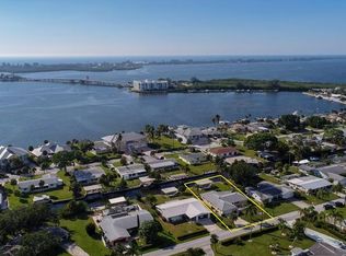 1460 Deer Creek Dr, Englewood, FL 34223