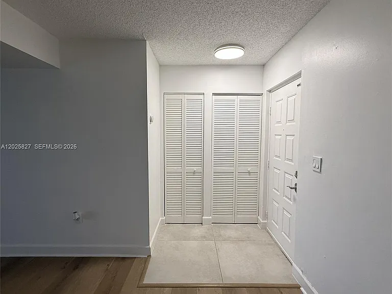 731 N Pine Island Rd #401 — Photo 8