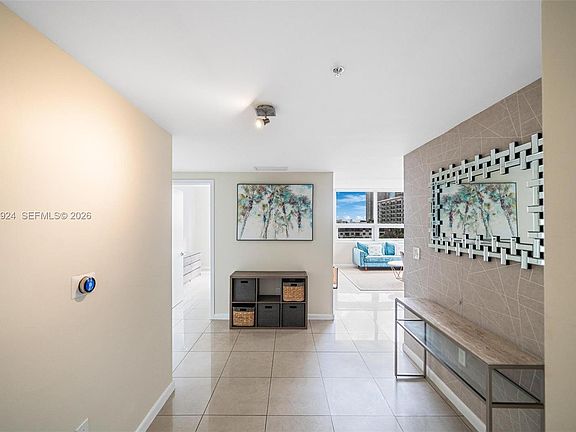 5th image of 3250 NE 1st Ave APT 916