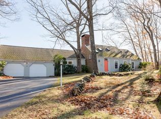 1 Running Tide Rd, Cape Elizabeth, ME 04107