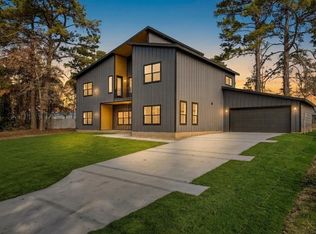 7292 Edgewater Dr, Willis, TX 77318