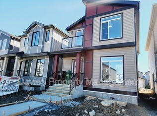 3473 Kulay Grn SW, Edmonton, AB T6W5J7