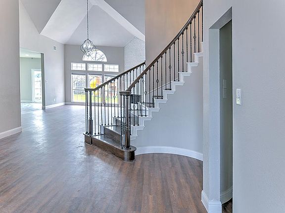 5th image of 7723 Buccaneer Cir