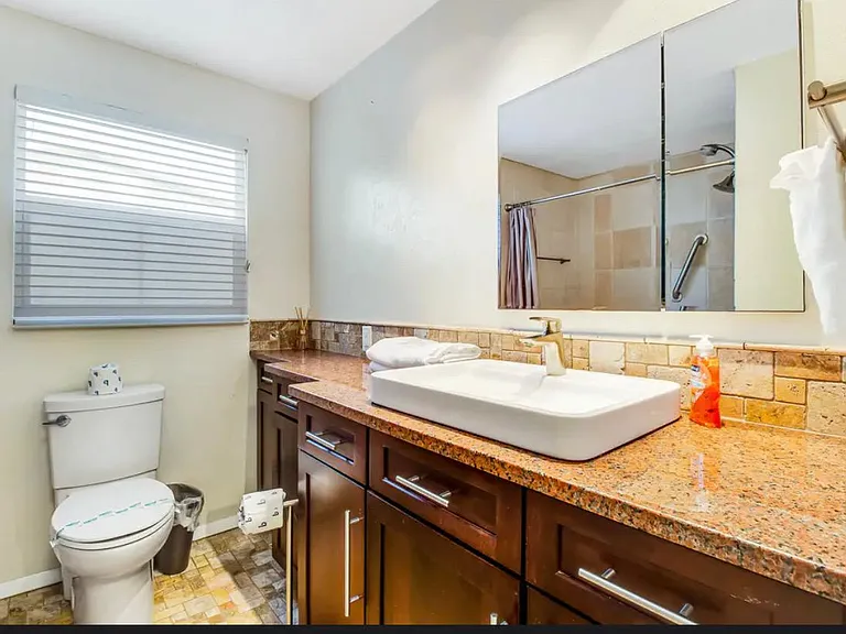 1625 Livingstone St — Photo 13