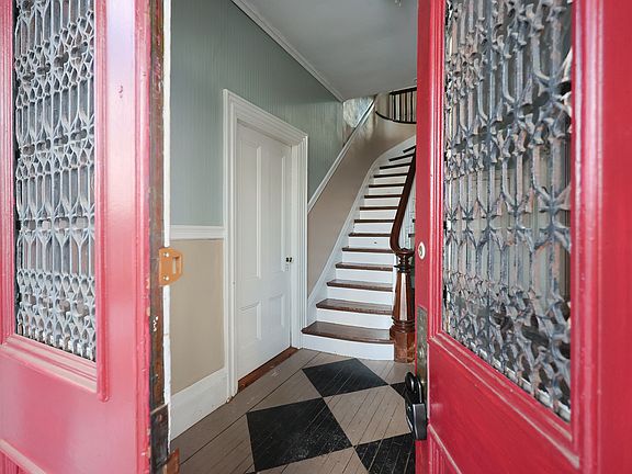 3rd image of 143 Main St Floor 2
