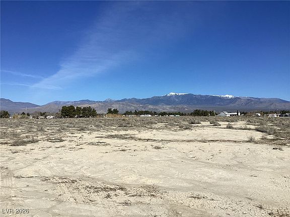 4th image of 7801 S Squaw Valley Rd