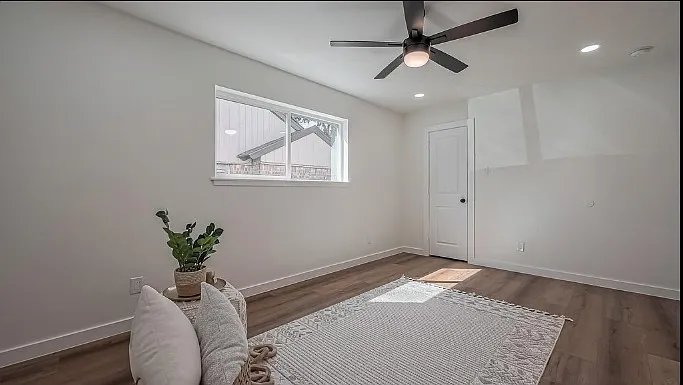 2306 Parana Dr — Photo 29