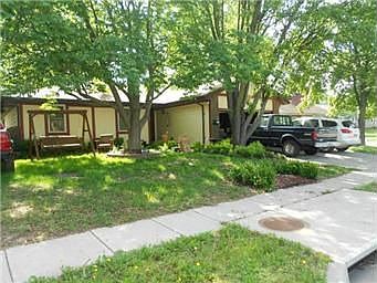 2nd image of 3205 S Crysler Ave