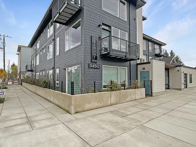 Fremont Villas — Photo 17